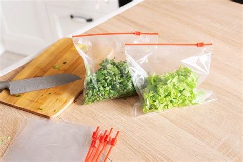 Как правильно пользоваться вакуумным упаковщиком для продуктов