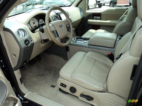 Tan Interior 2006 Ford F150 Lariat SuperCab Photo #50511133 | GTCarLot.com