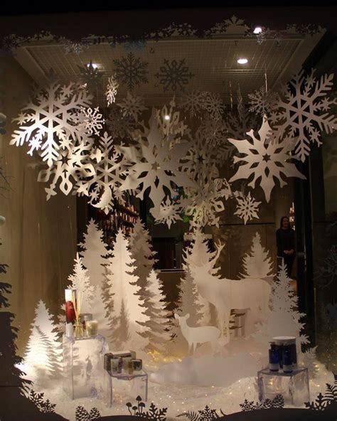 Pin By Maria Isabel L Pez Loro On Deco Navidad Christmas Window