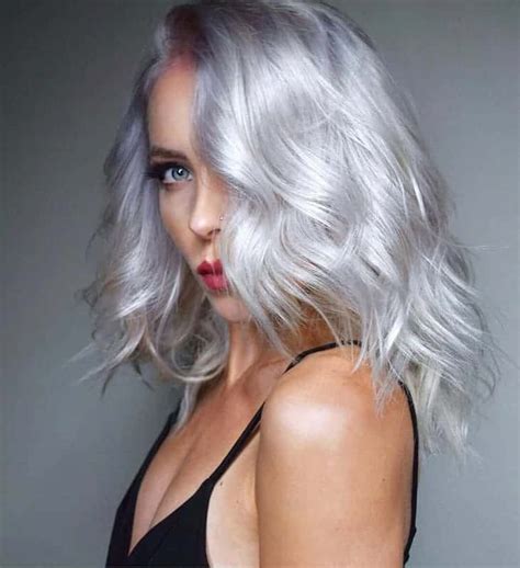 25 White Hair Looks Youll Swoon Over Hairstylecamp