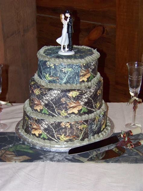 Mossy Oak New Break Out Camo Wedding Cake A 3 Tier Wedding Flickr