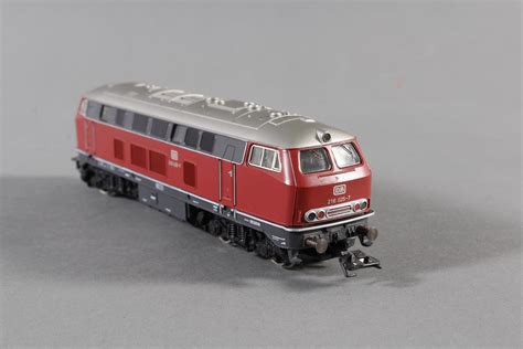 Märklin E Lok 3075 mit 10 Waggons Badisches Auktionshaus