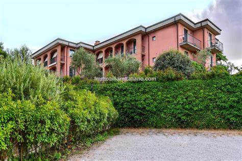 Montepulciano Hotel Tuscany Immobiliare Italiano