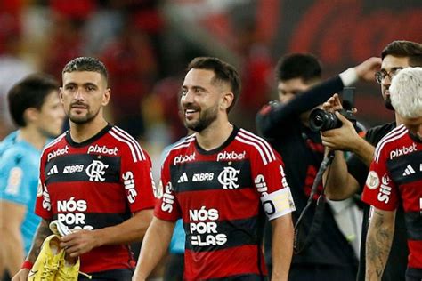 4 DIAS CONTRATO DE EVERTON RIBEIRO O FLAMENGO ENTRA EM CONTAGEM