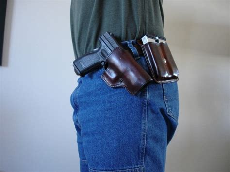 Best Cross Draw Holsters of 2022 | Complete Buyer’s Guide - Gun Mann