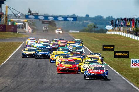 3冠男ダニエルセラがオープニング制覇で首位発進トヨタのチアゴカミーロも勝利SCB開幕戦 autosport web