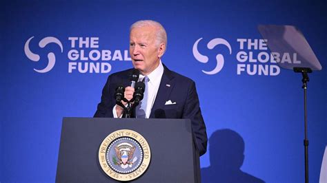 Biden Appears Lost On Stage After Speech | 710 WOR | Len Berman and Michael Riedel in the Morning