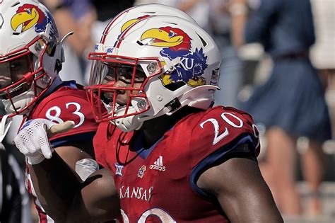 Notebook Kansas Daniel Hishaw Jr Rumbles For Touchdown Jalon