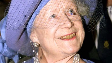 Why Were The Queen Mother Teeth So Bad - TeethWalls