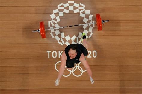 Weightlifter Hubbard Becomes First Trans Woman At Olympics Ibtimes