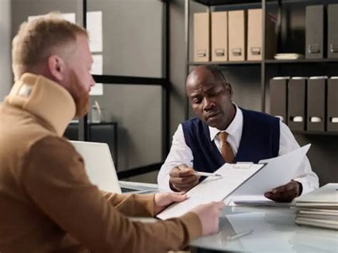 Descubre Por Qué Contratar A Un Abogado De Derecho Laboral Puede