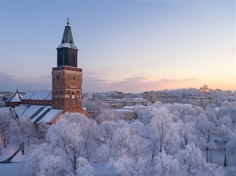 Töihin | Loikka