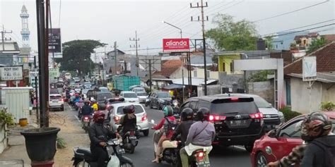 Atasi Kemacetan Kota Batu Butuh Gedung Parkir Bertingkat Tugumalang Id