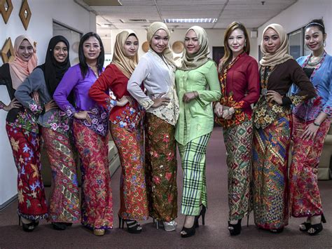 Gambar Pakaian Tradisional Melayu Perempuan Ragam Pakaian Melayu