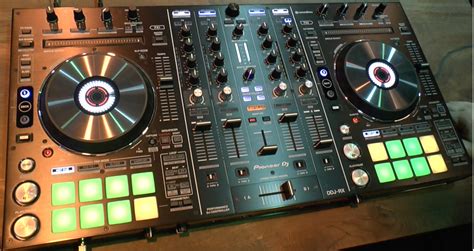 BPM 2015 Pioneer DDJ RX Rekordbox DJ Controller