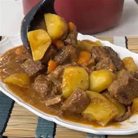 Estofado de ternera con patatas Receta fácil y rápida Anna Recetas