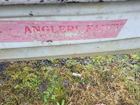 18 Ft X 5ft4 Fiberglass Anglers Fancy Fishing Boat For Sale In Co