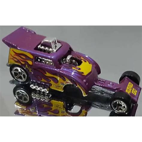 Hot Wheels Premiere Altered Ego Universo Hot Wheels