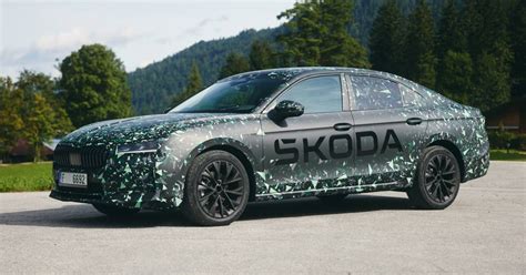 Skoda Superb Dimensioni Motori Cavalli Interni Quattroruote It