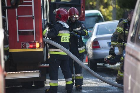 Tragiczny pożar w Łodzi Zginął mężczyzna uratowano dziecko i kobietę o2