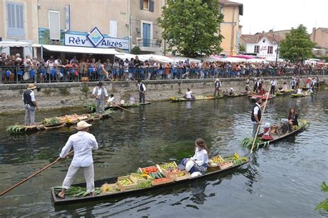 Vaucluse Le March Flottant De Lisle Sur La Sorgue Annul