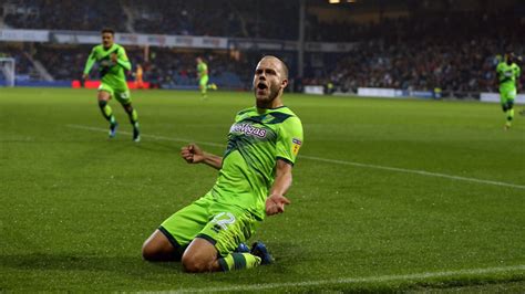 Teemu Pukki Valittiin Norwichin Kuukauden Pelaajaksi Suomifutis