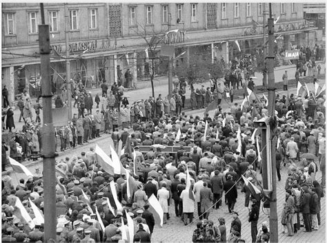 Mi Dzynarodowy Dzie Solidarno Ci Ludzi Pracy Jest Obchodzony Od