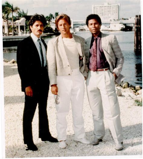 Disparatado Treintañero Corrupción En Miamimiami Vice