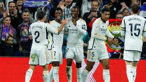 Liga Le Real Madrid D J Sacr Champion Se Balade Contre Alav S