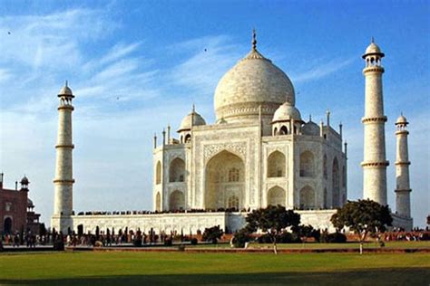 Full Day Taj Mahal Tour With Agra Fort Fatehpur Sikri Lunch Included