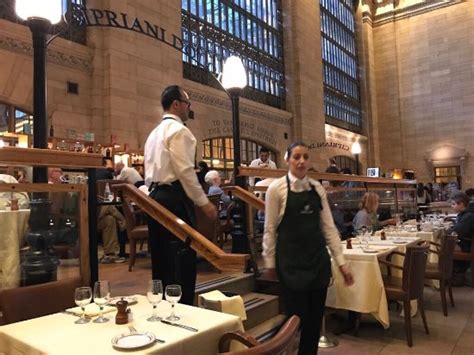 Cipriani Dolci New York City 89 E 42nd St Midtown East Restaurant Reviews Order Online