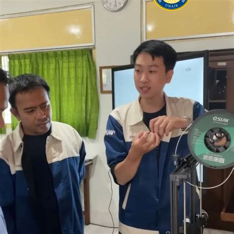 Pengmas Teknik Industri Kenalkan Mesin 3d Printing Di Sman 9 Yogyakarta