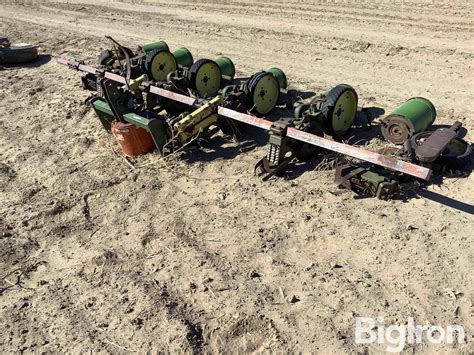 John Deere 70 Planter Units And 3 Pt Toolbar Bigiron Auctions