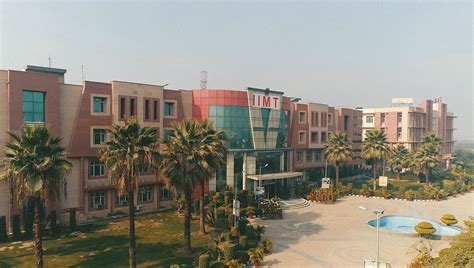 MANAGEMENT COLLEGES WITH BEST CAMPUS PLACEMENTS IN UTTAR PRADESH IIMT