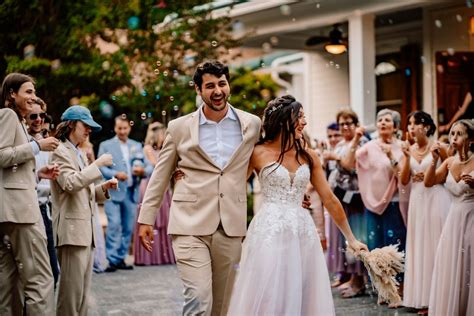 Bride And Groom Wedding Exit Bubble Exit Bride Photoshoot Wedding