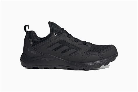 19 Best Waterproof Shoes & Sneakers For Men (2022)