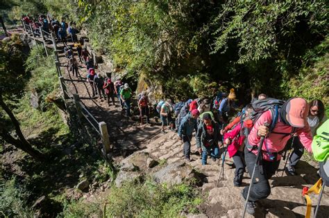 Journey to the Top of the World: Sagarmatha National Park – Touropia Travel