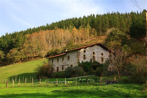 Arrazola Atxondo Hego Haizea Eguzkia Ta Hodeiak Gra Eitb