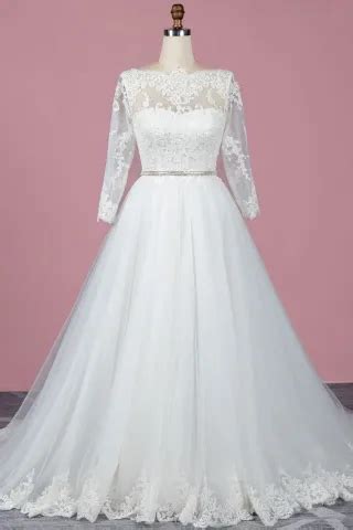 Classic Beaded Lace Cathedral Train Wedding Ball Gown Lunss