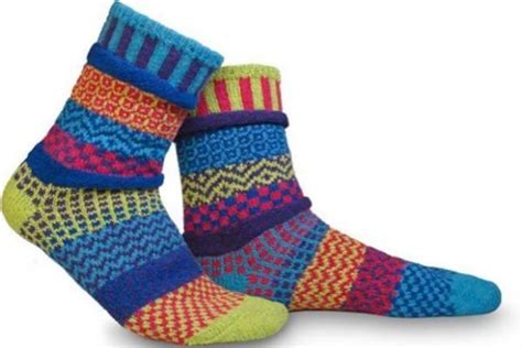 Iran Exporting Nano-Socks, Textiles to Iraq, Turkey