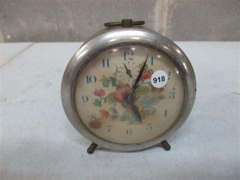 Vintage Wind Up Clock Live And Online Auctions On