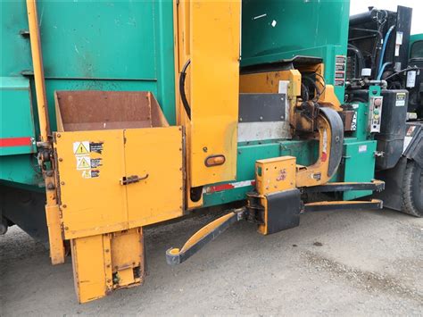 2008 Ccc S A Refuse Truck Kenmore Heavy Equipment Contractors Equipment And Vehicles Online