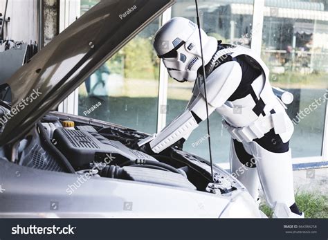 3688 Car Repair Funny Images Stock Photos And Vectors Shutterstock