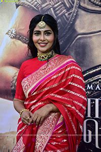 Actress Aishwarya Lekshmi At Ponniyin Selvan I Movie Trailer Launch