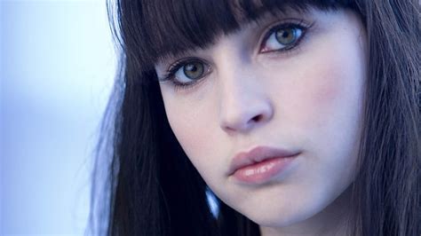 Felicity Jones Green Eyes Pale Dark Hair 1080P 2K 4K 5K HD