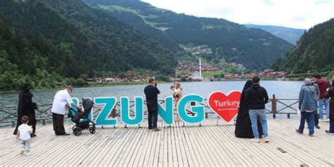 Ruslar Antalya Ya Arap Turistler Trabzon A Ak N Ediyor Yeni Akit