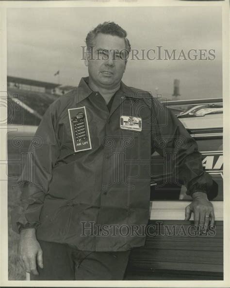 1971 Press Photo Walter Ballard Auto Racing Driver Hcs02636