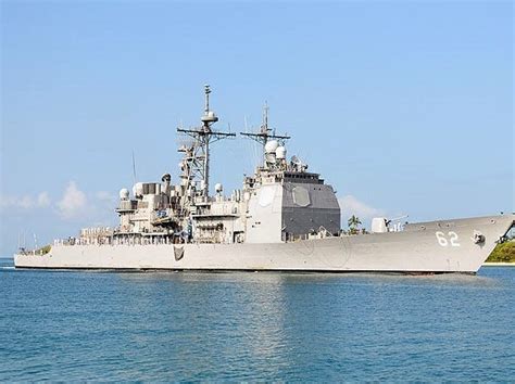 Us Warships Sail Through The Disputed Taiwan Strait For The First Time