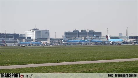 Fnv Lage Lonen En Tijdelijke Contracten Schiphol Crimineel Risico