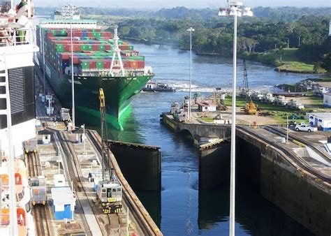 Premium Photo Cargo Ships In Panama Canal Locks In Panama City